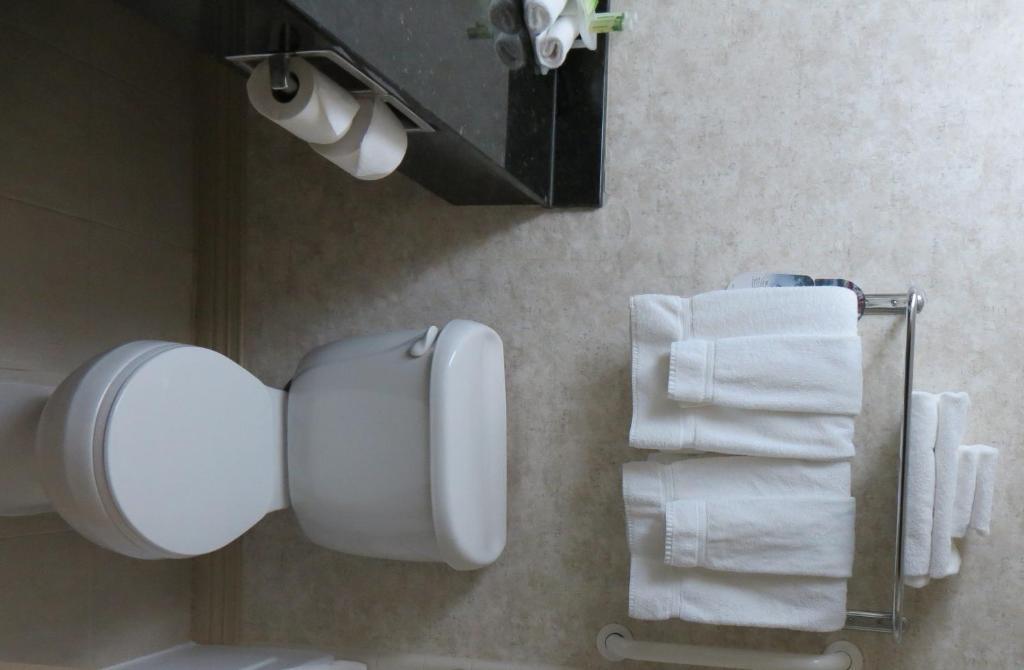 Holiday Inn Express And Suites Hotel - Pauls Valley By Ihg Room photo